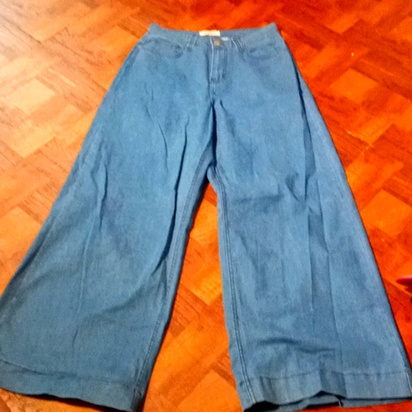 Aphrodite Denim - Blue wide leg jeans size 7